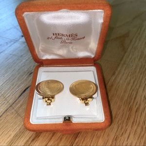 Vintage Hermès clip on earrings